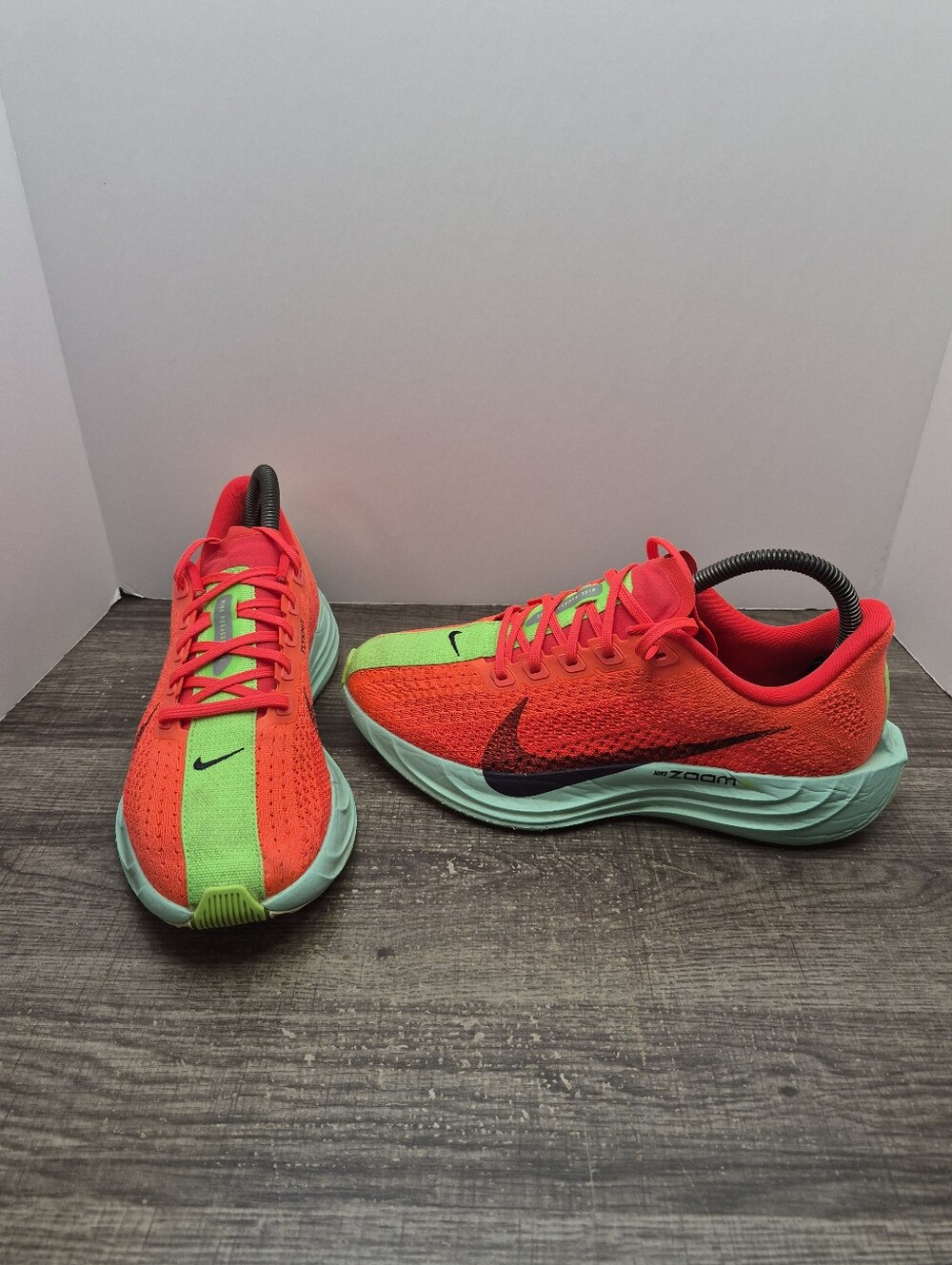Nike Pegasus Plus Bright Crimson Lime Blast Running Shoes Sneakers Women's Sz 8